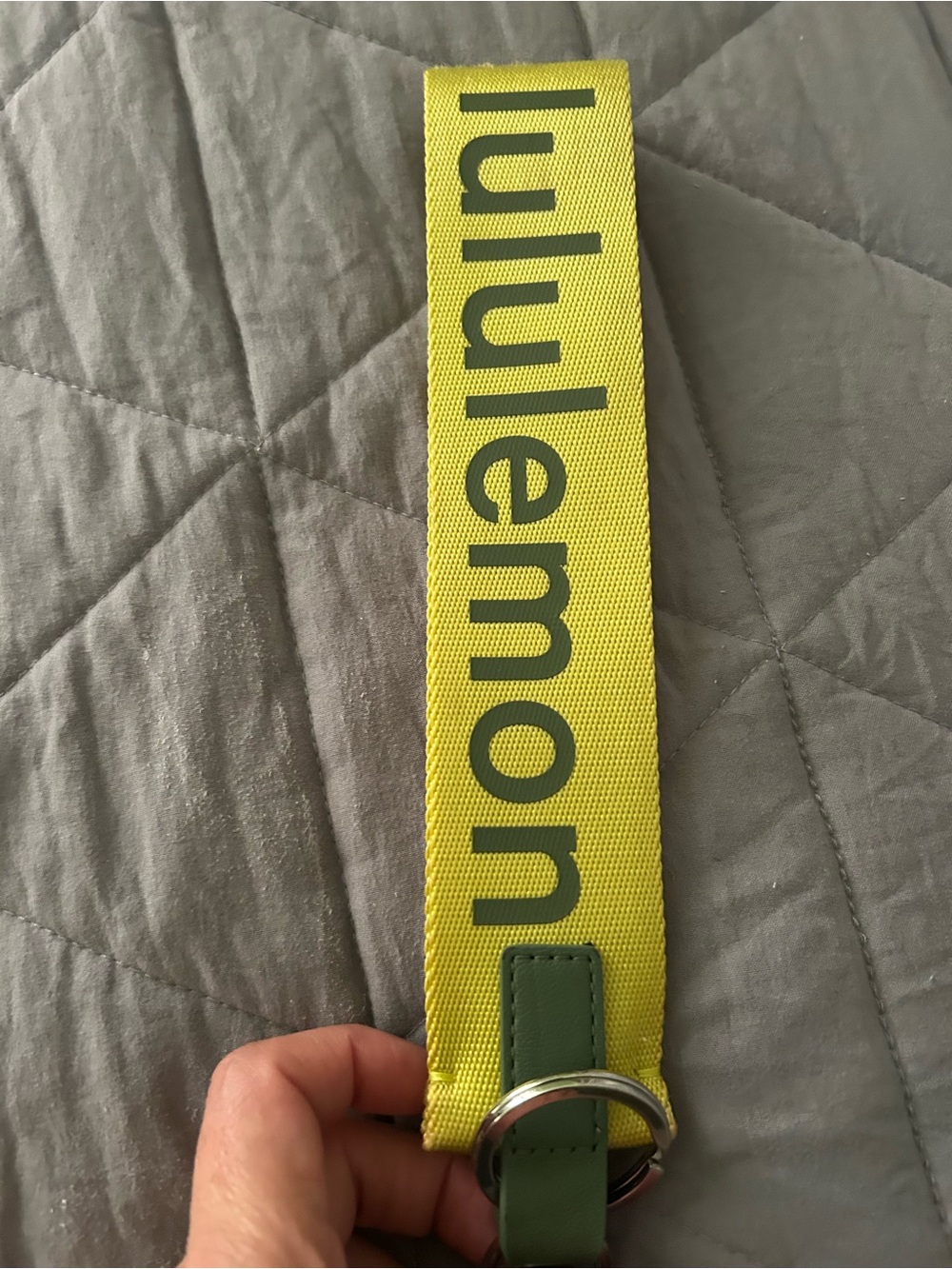 LULULEMON KEYCHAIN lime green